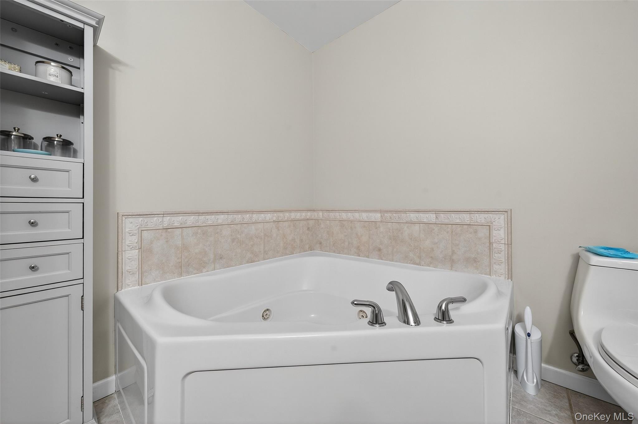 80 Pewter Circle, Chester, NY 10918