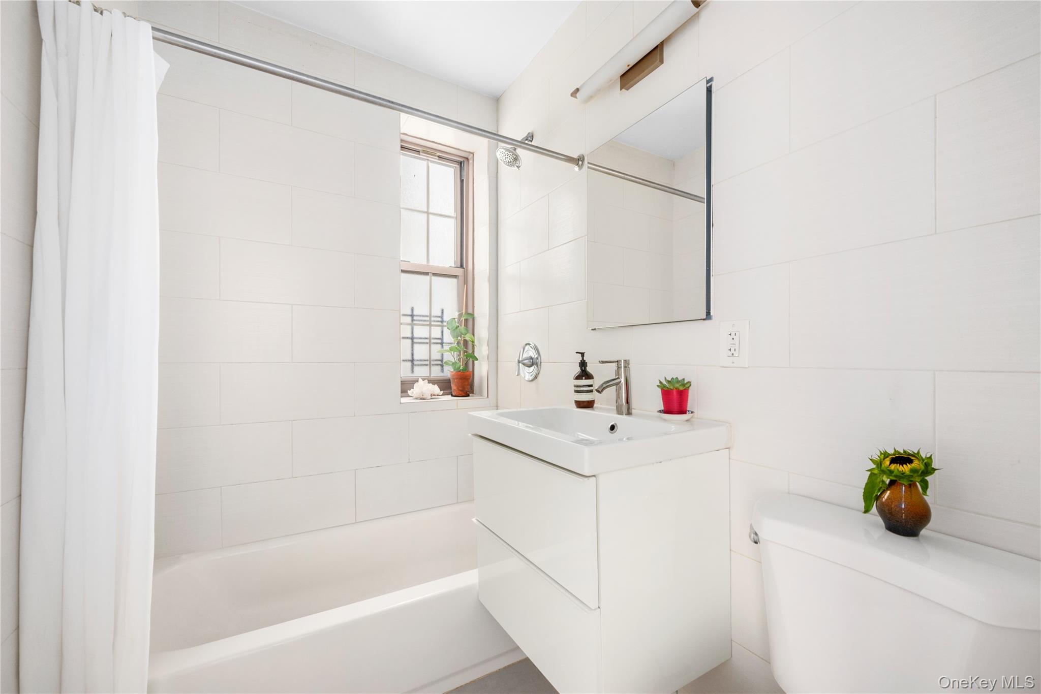 1100 Grand # 4A, Bronx, NY 10456