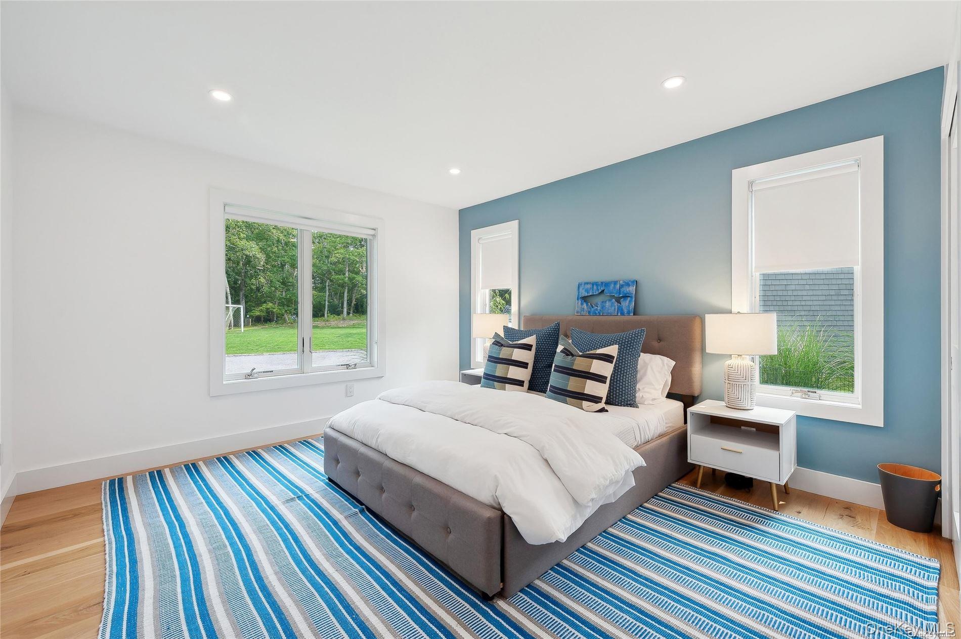 28 Old Meeting House Road, Quogue, NY 11959