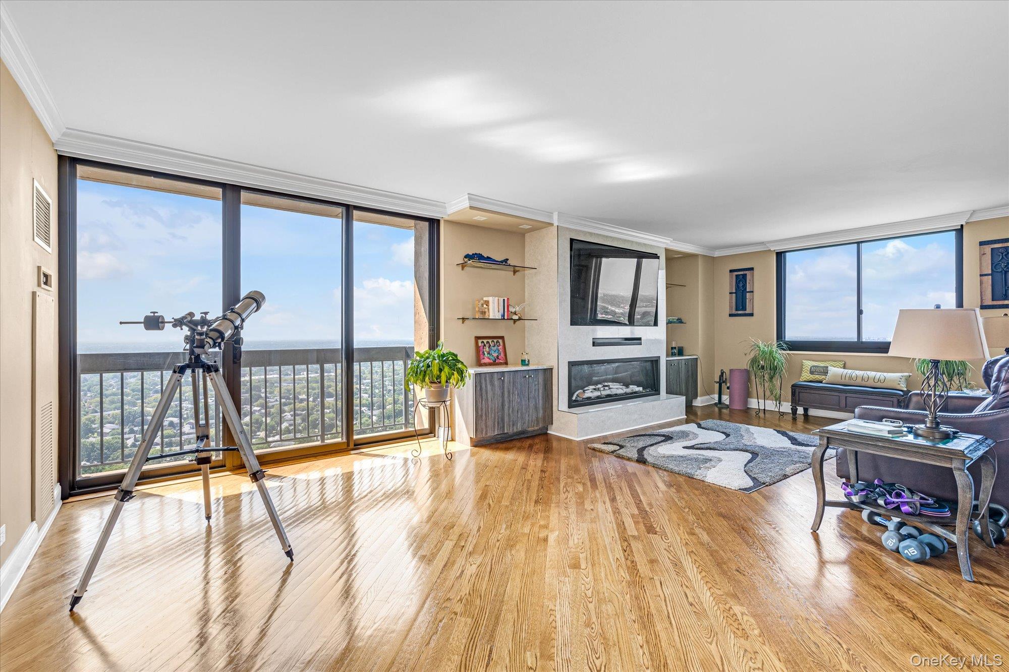 269-10 Grand Central Parkway # 30W, Floral Park, NY 11005