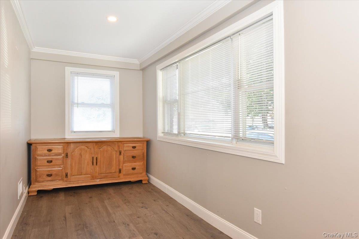 119 Sheridan Avenue, Williston Park, NY 11596