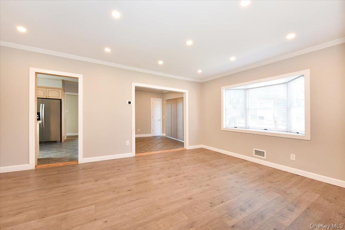 119 Sheridan Avenue, Williston Park, NY 11596