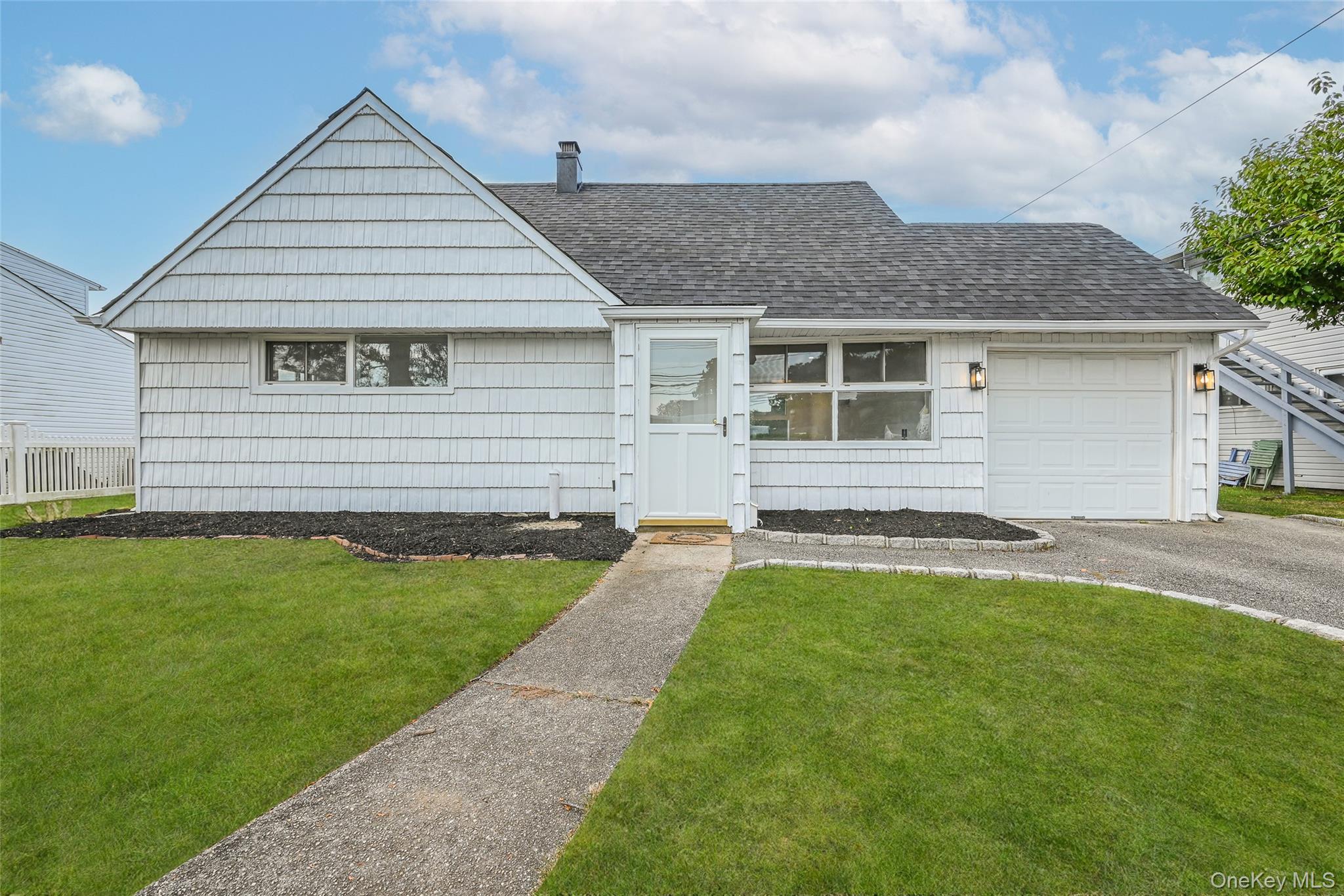 2231 Stewart Avenue, Westbury, NY 11590