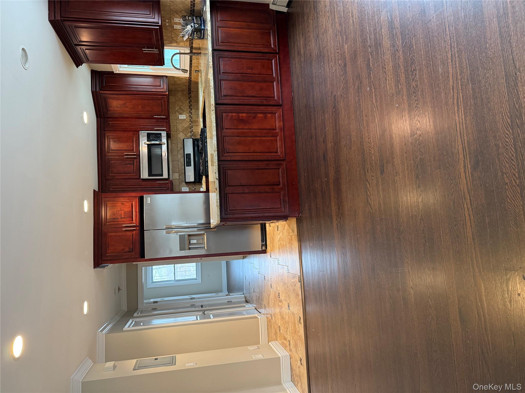 7 Cammerer Avenue # 2, East Rockaway, NY 11518