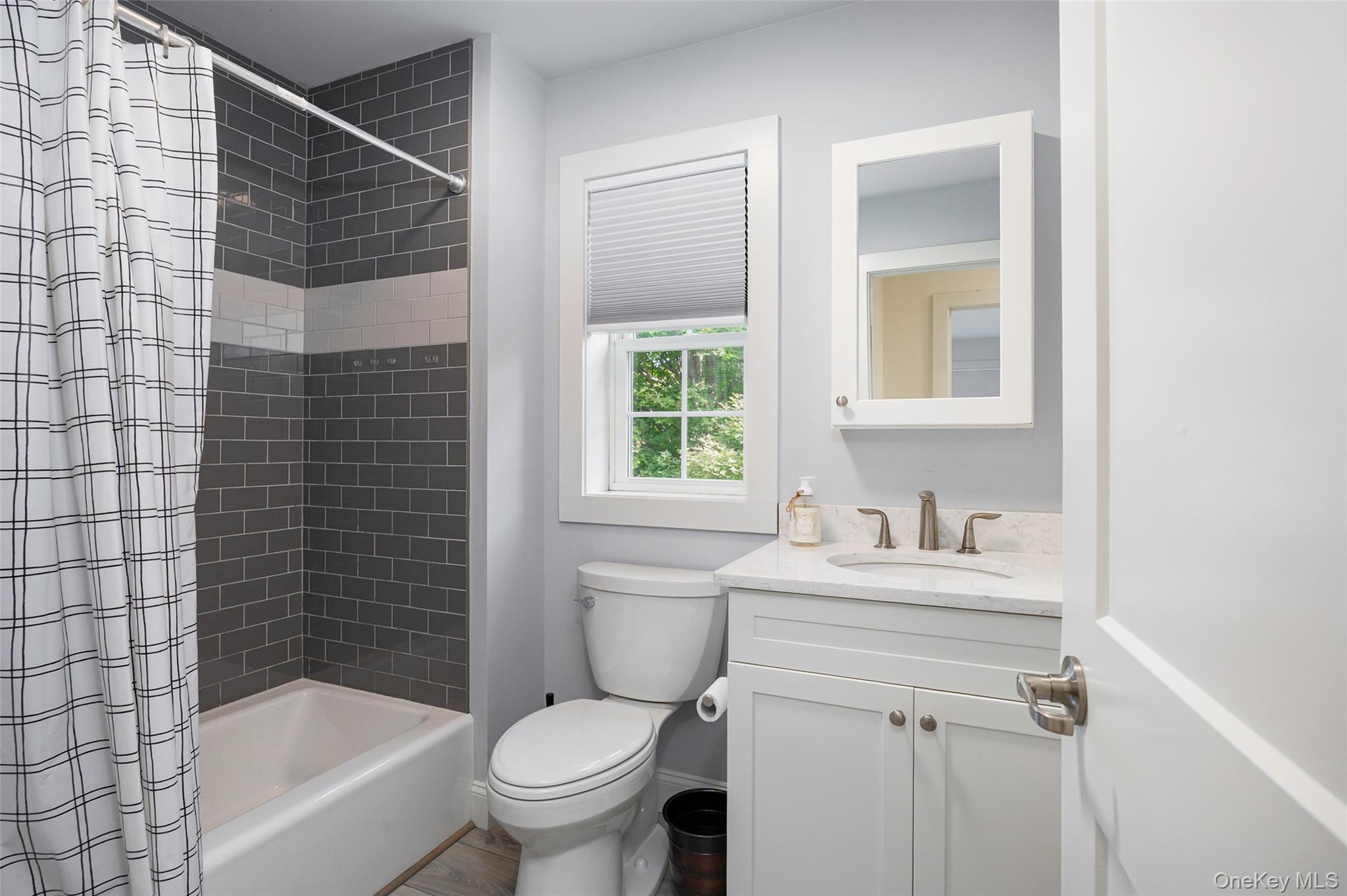 400 S Ohioville Road, New Paltz, NY 12561