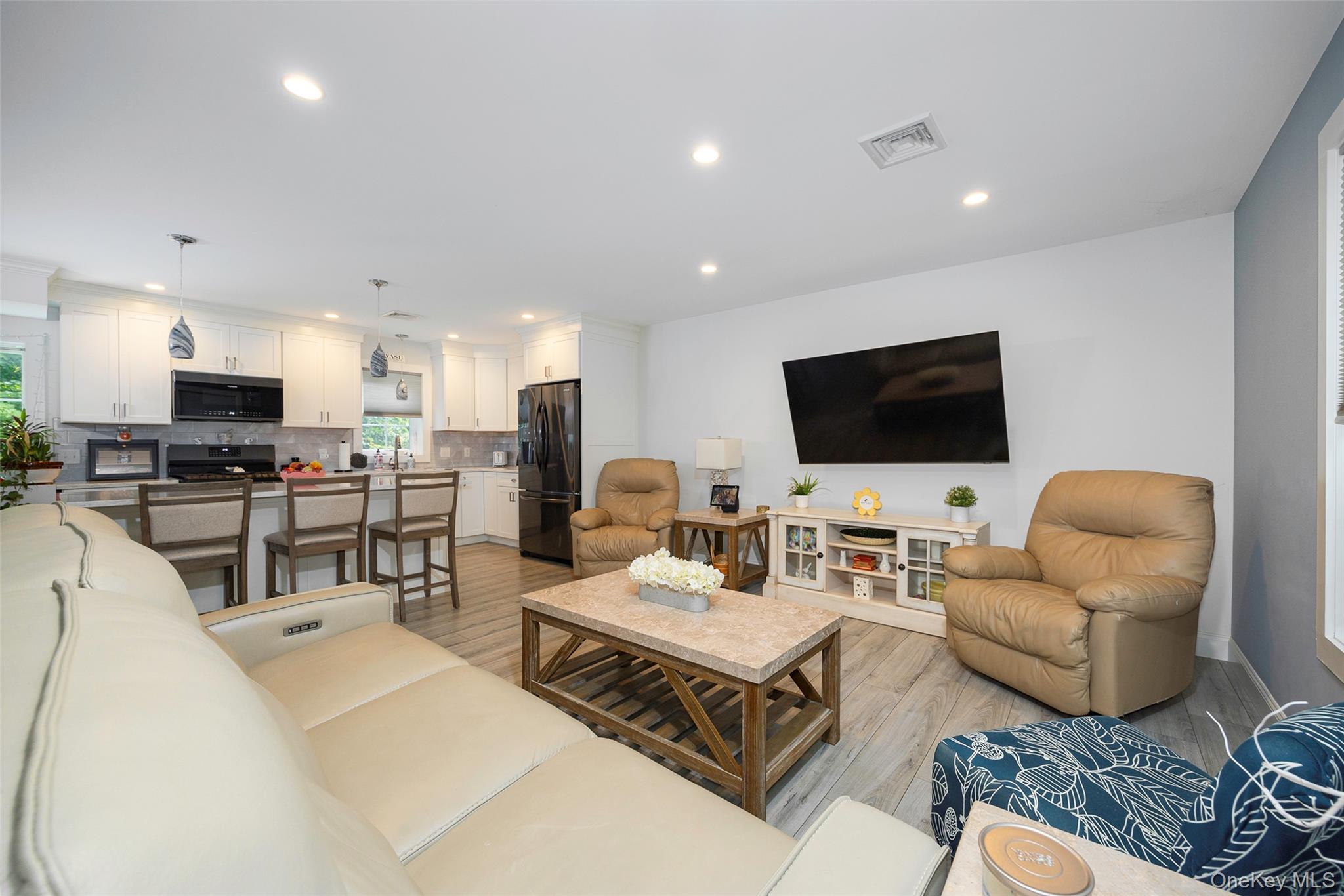 400 S Ohioville Road, New Paltz, NY 12561