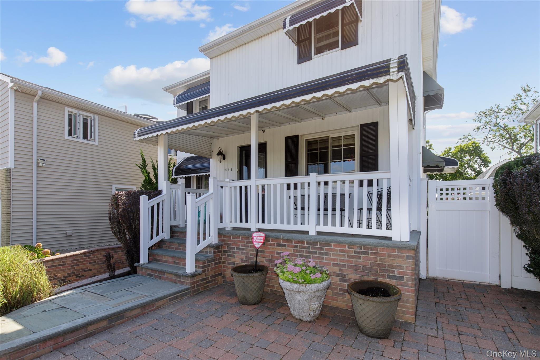 548 E State Street, Long Beach, NY 11561