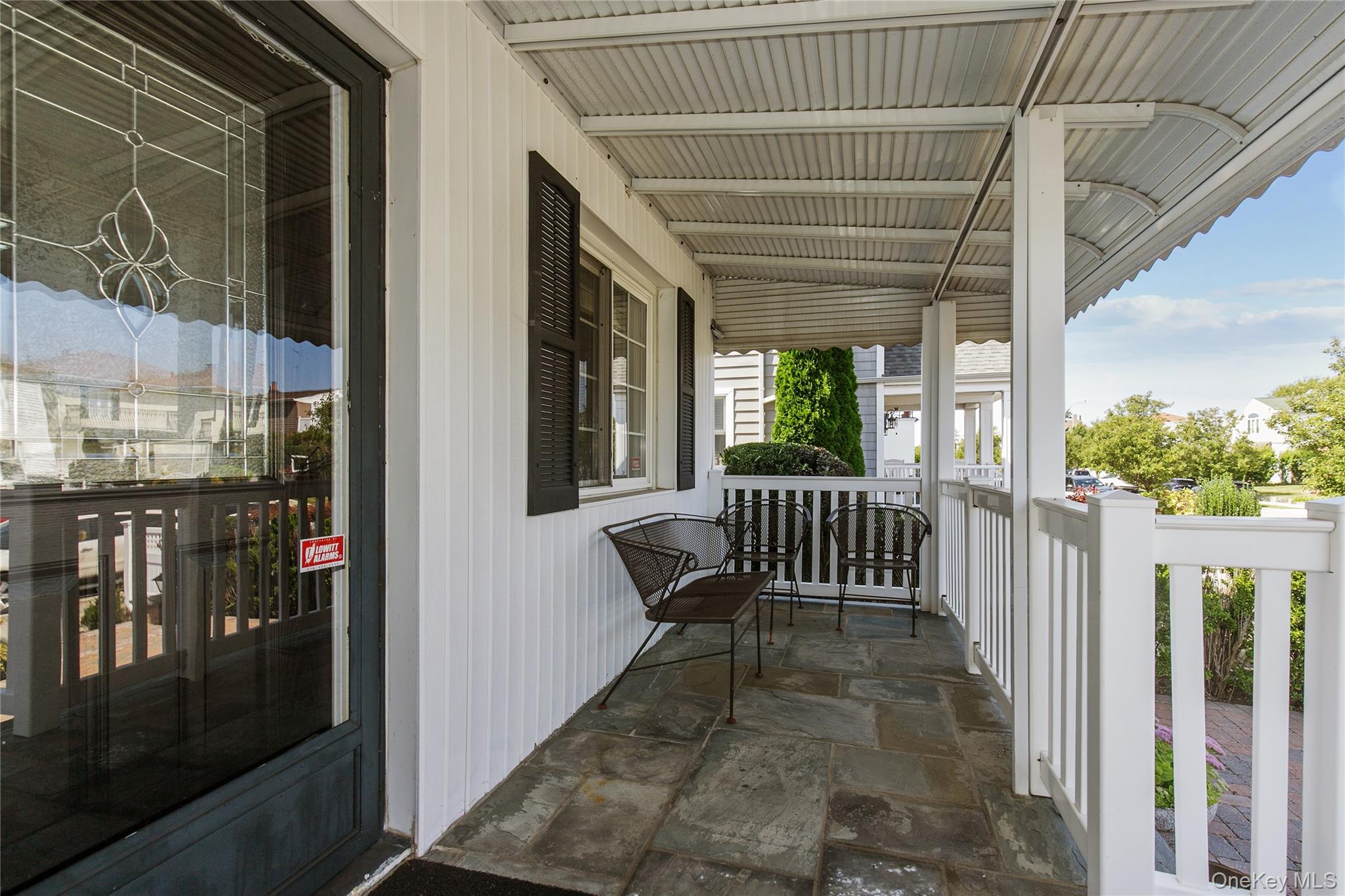 548 E State Street, Long Beach, NY 11561