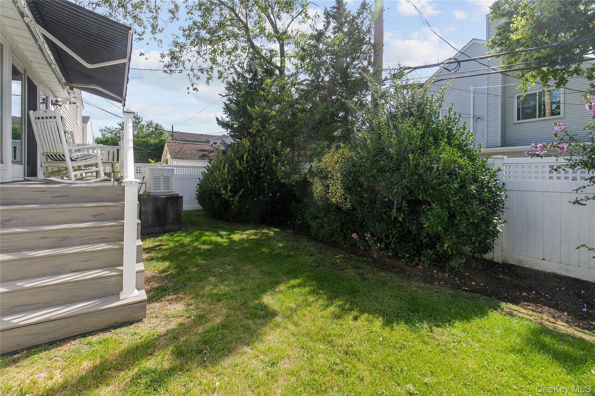 548 E State Street, Long Beach, NY 11561