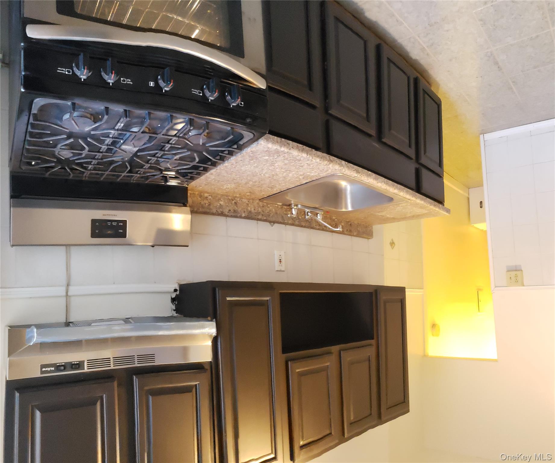 6819 3rd Avenue, Brooklyn, NY 11220