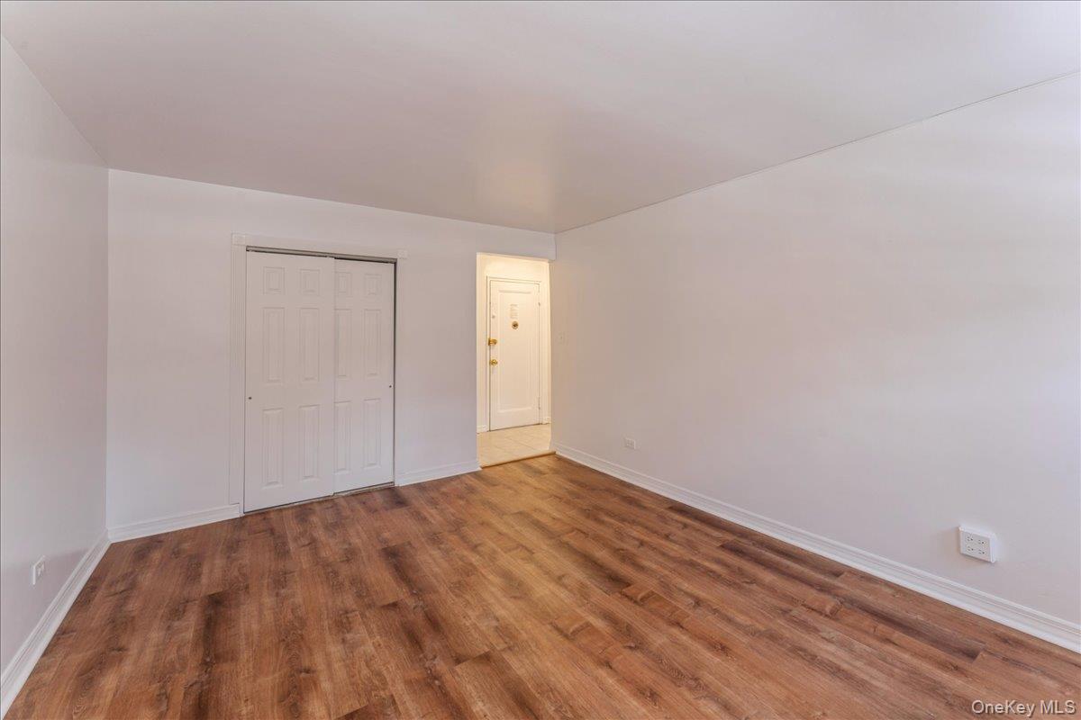 7811 Main Street # 1G, Flushing, NY 11367