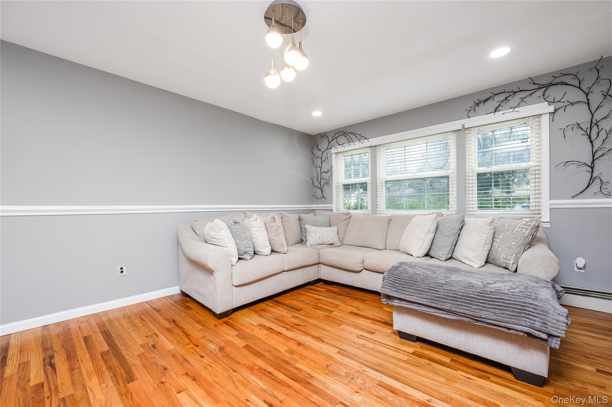 231 Shelter Road, Ronkonkoma, NY 11770