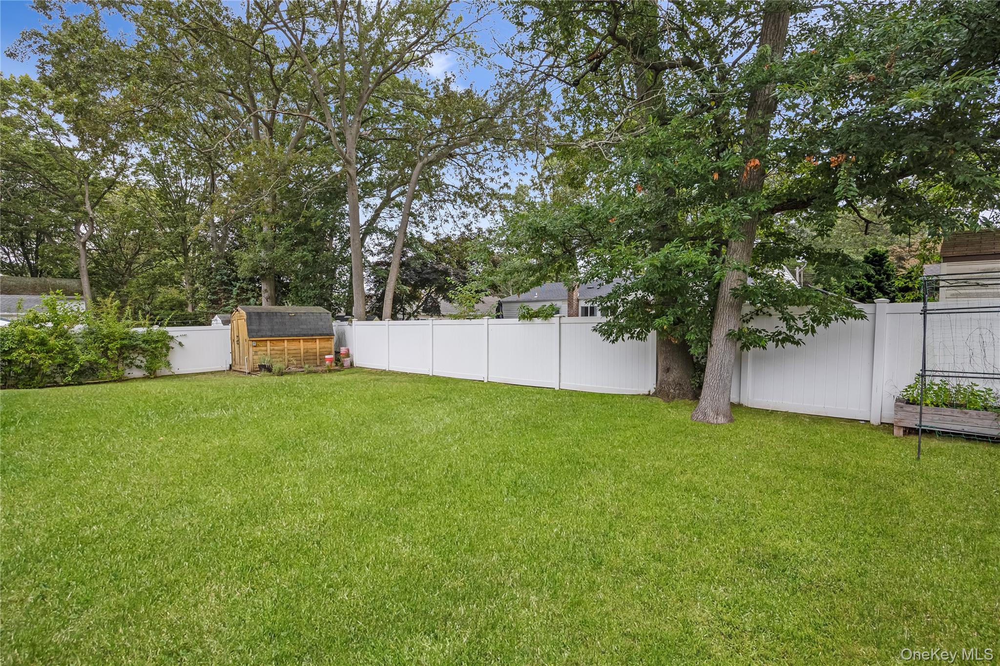 231 Shelter Road, Ronkonkoma, NY 11770