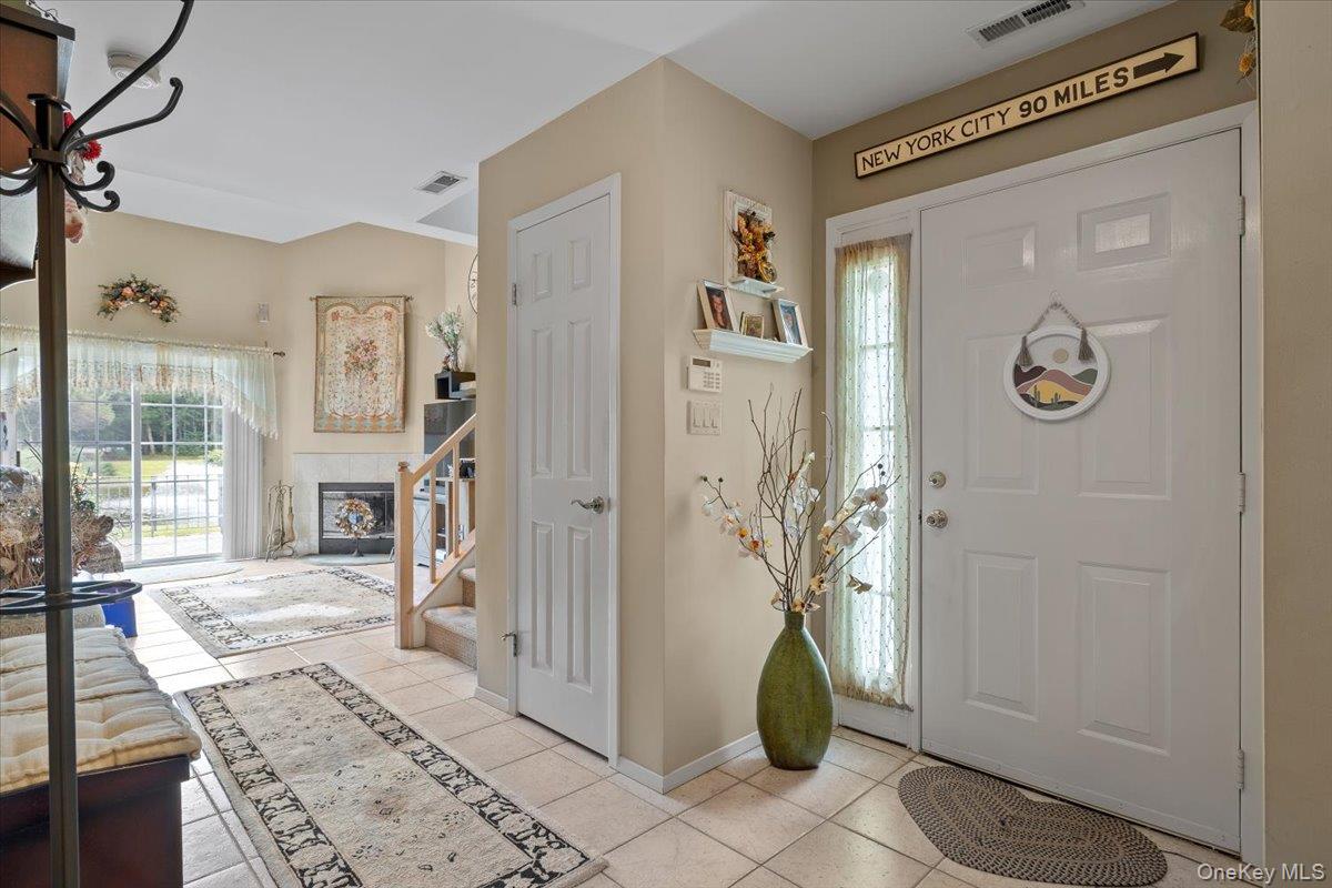 193 Gothic Circle, Manorville, NY 11949