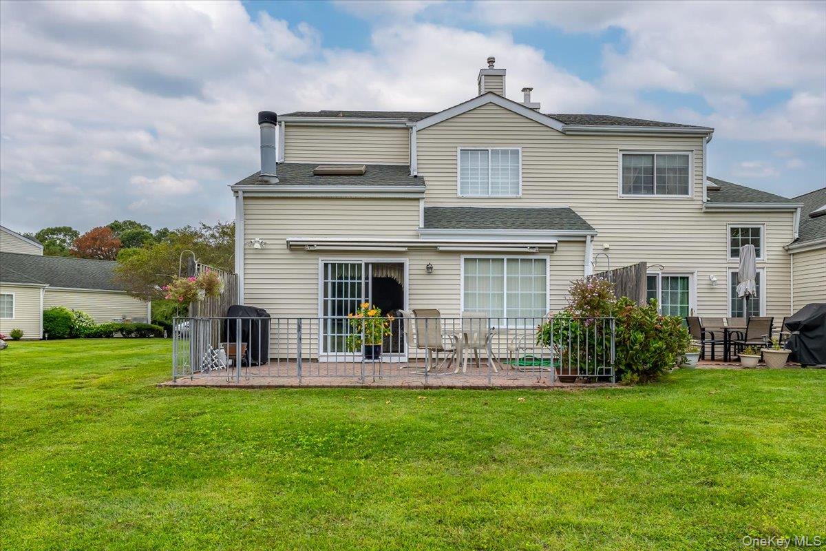 193 Gothic Circle, Manorville, NY 11949