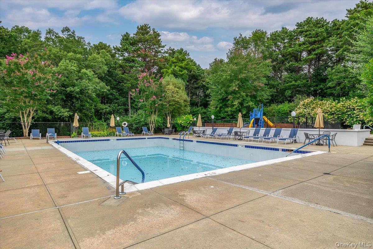 193 Gothic Circle, Manorville, NY 11949