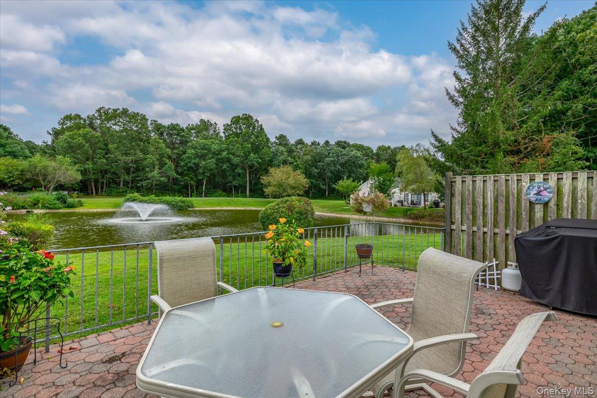 193 Gothic Circle, Manorville, NY 11949