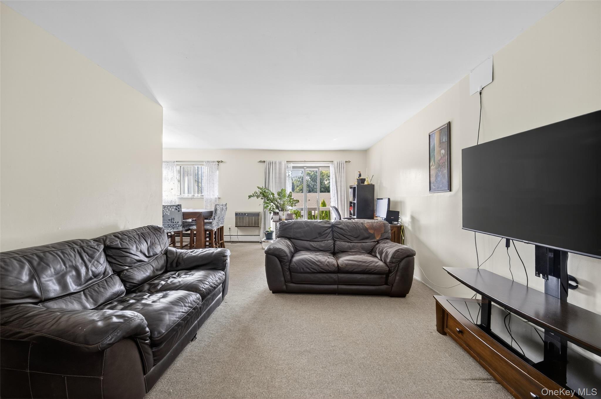 4 Secora # E2, Monsey, NY 10952