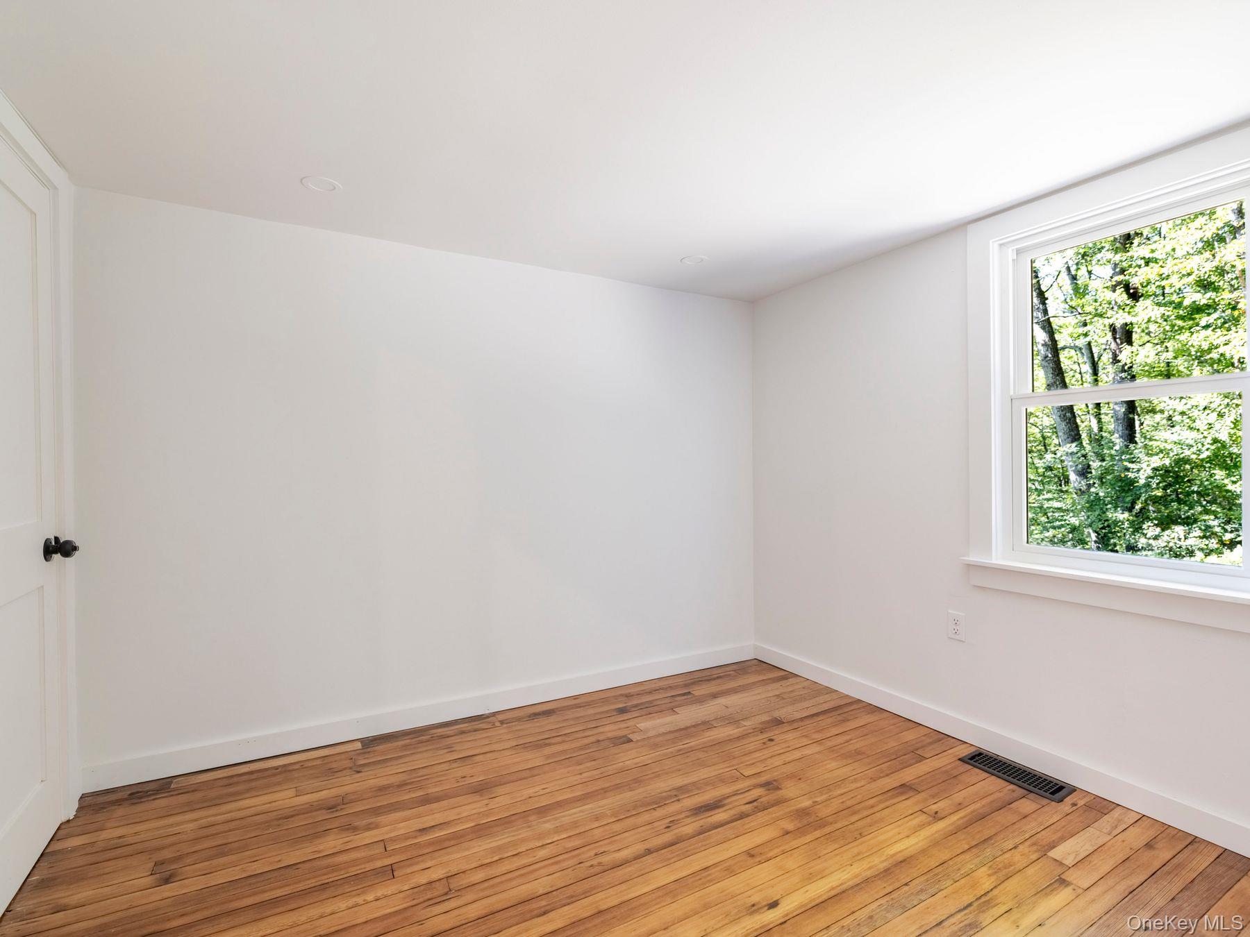 197 Trails End Road, Kerhonkson, NY 12446