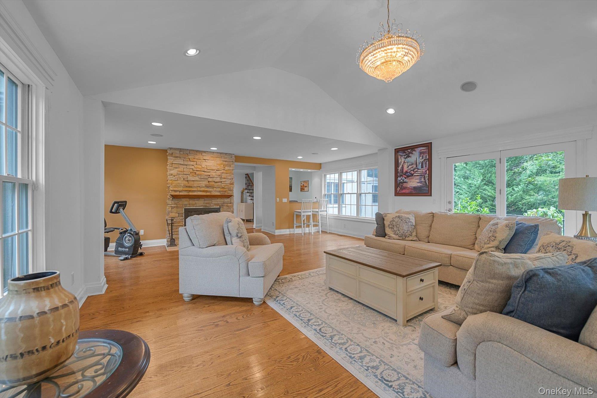 87 Arleigh Road, Great Neck, NY 11021