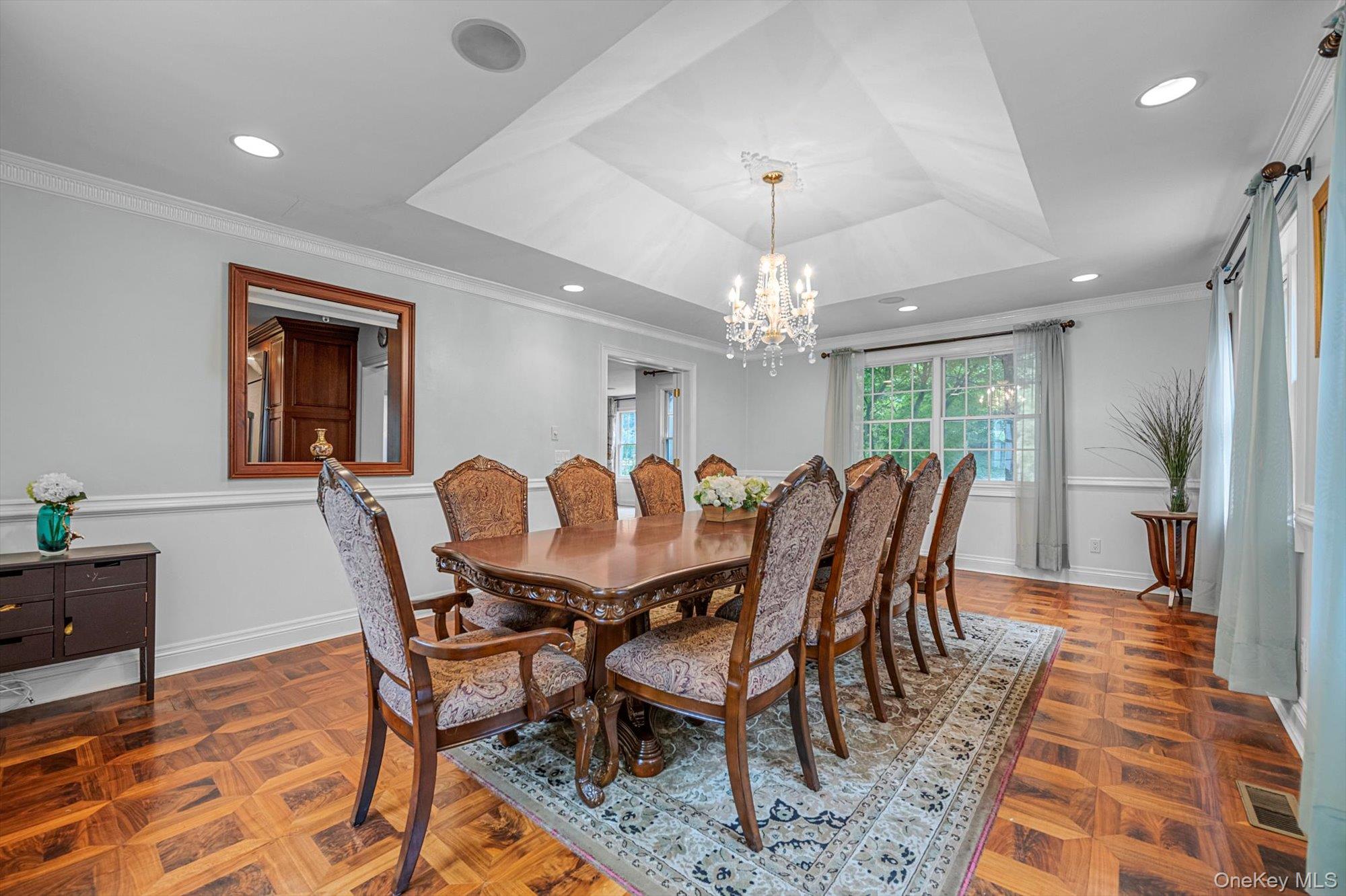 87 Arleigh Road, Great Neck, NY 11021