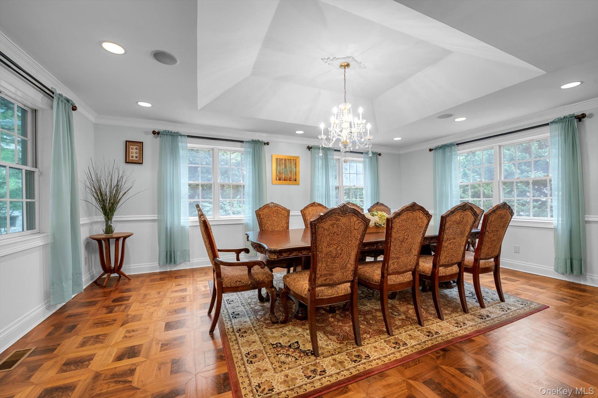 87 Arleigh Road, Great Neck, NY 11021