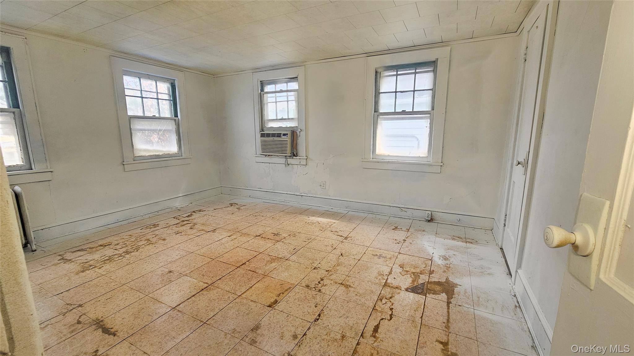 109-28 212 Street, Queens Village, NY 11429