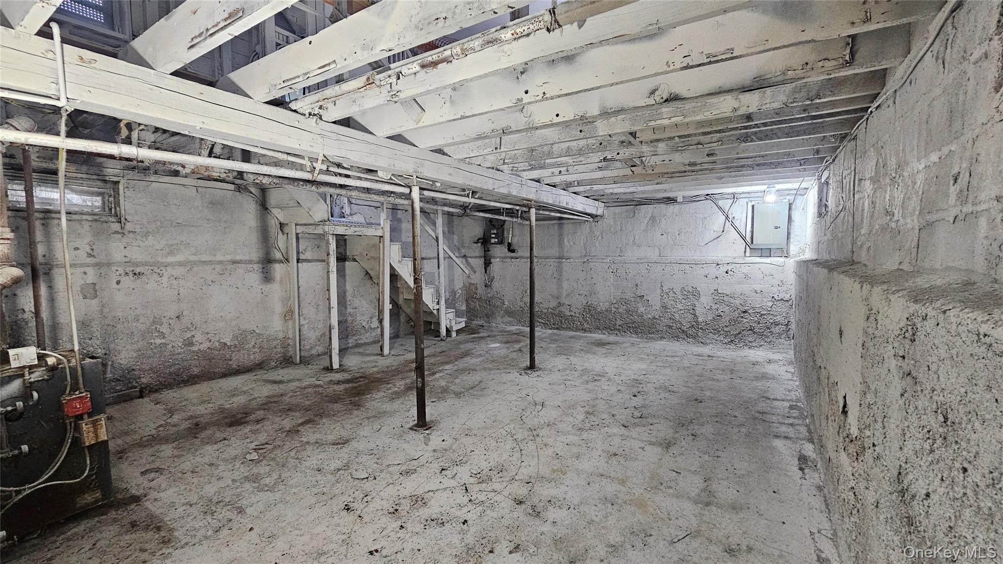 109-28 212 Street, Queens Village, NY 11429