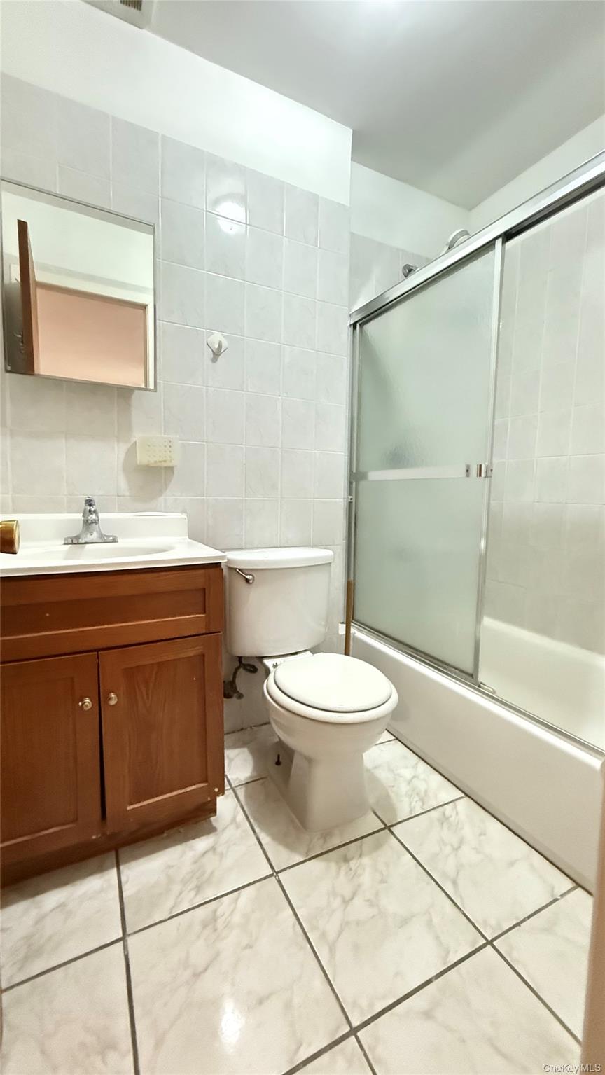 9461 43rd Avenue, Elmhurst, NY 11373