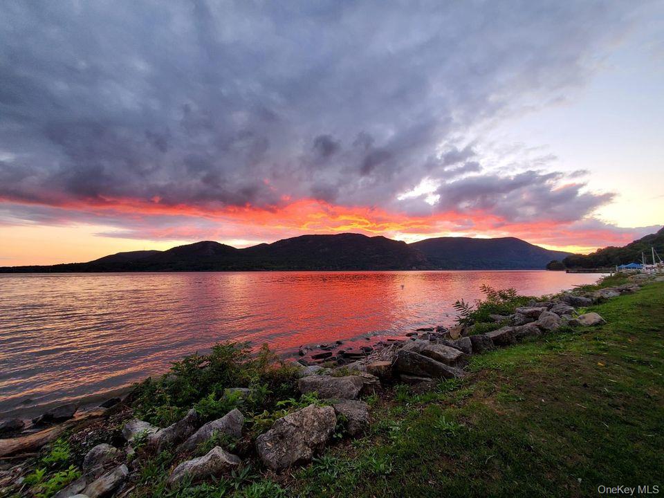 17 River Avenue, Cornwall On Hudson, NY 12520