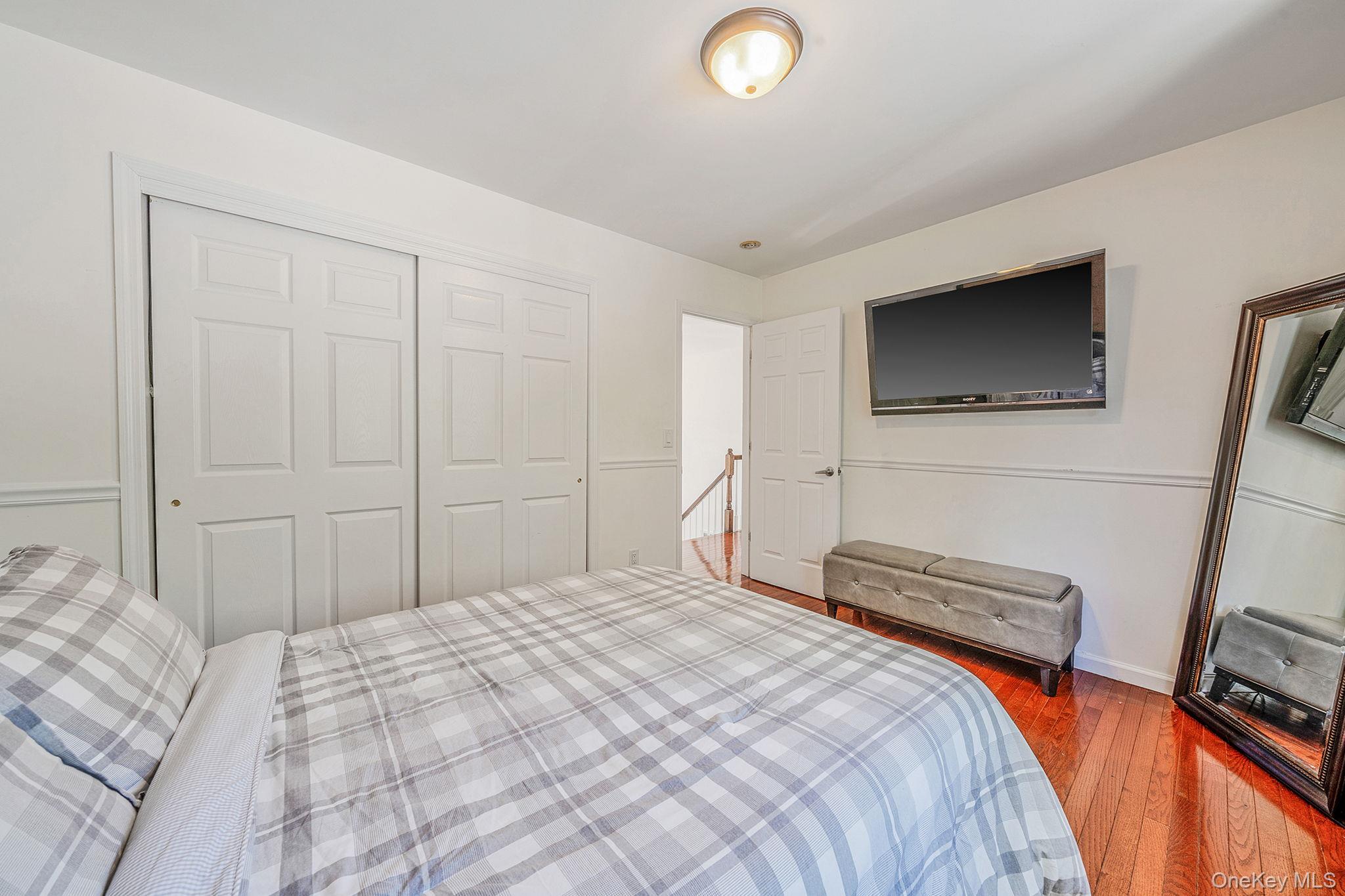 337 Peconic Avenue, Medford, NY 11763