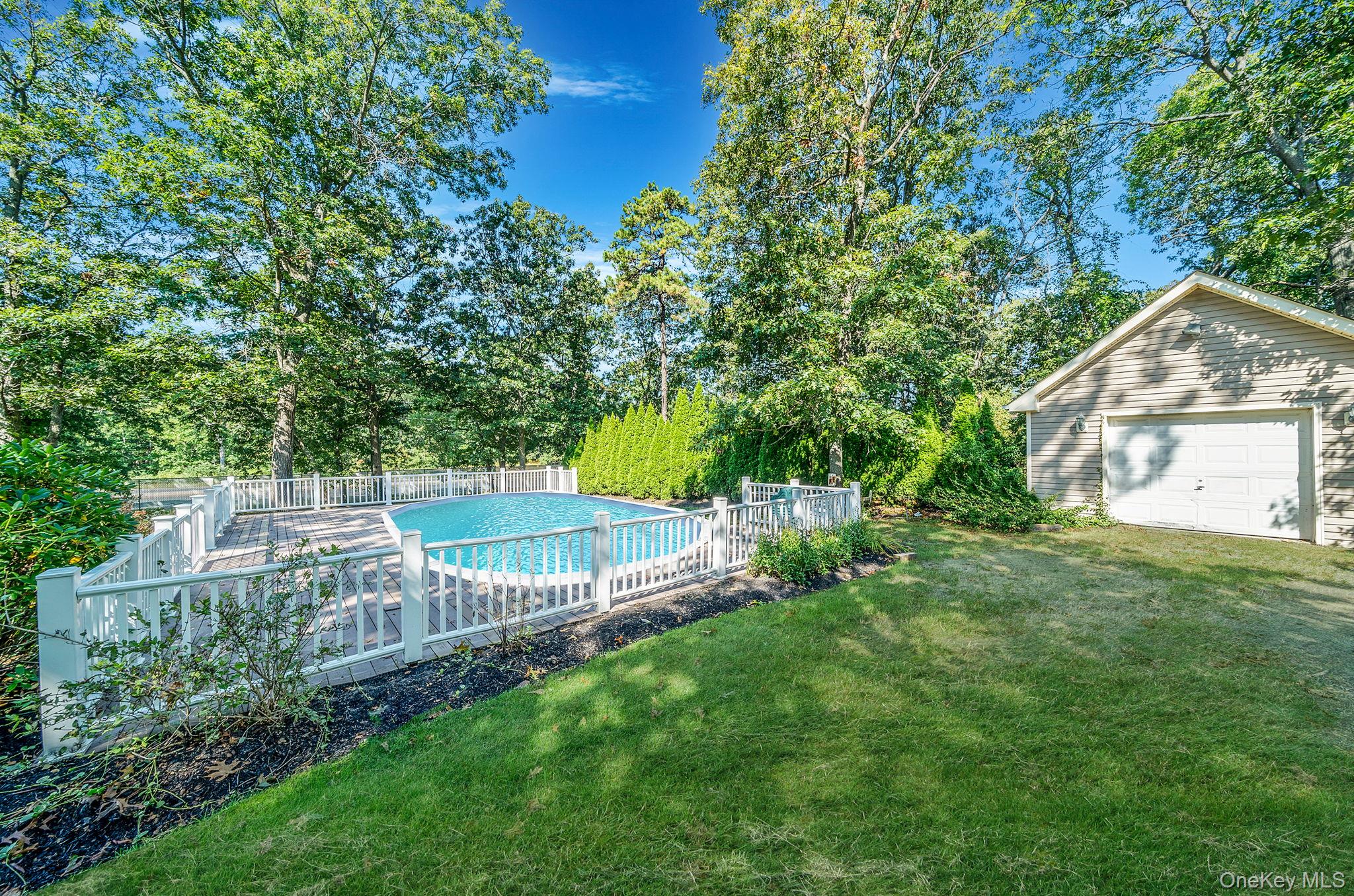 337 Peconic Avenue, Medford, NY 11763