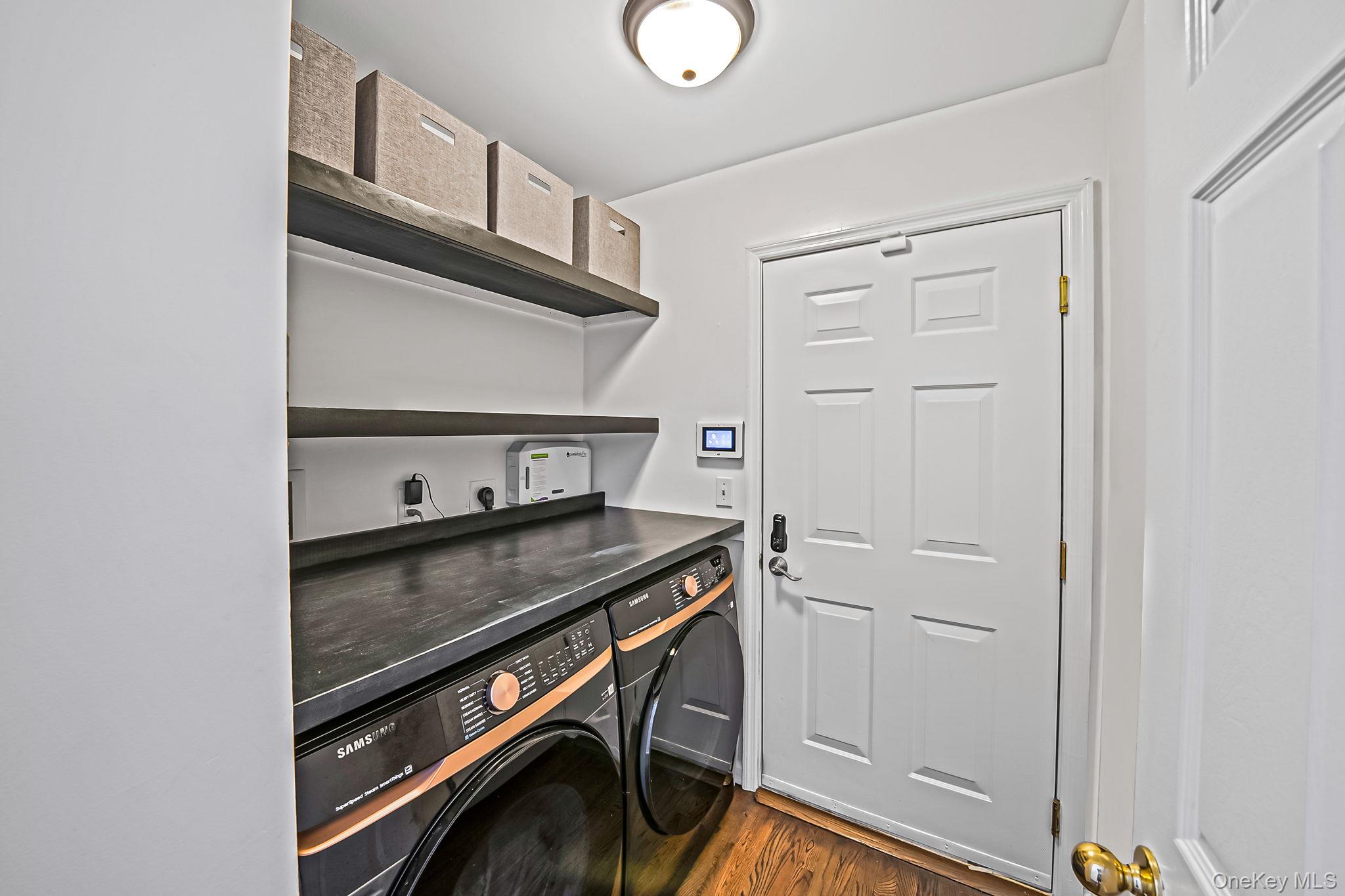 337 Peconic Avenue, Medford, NY 11763