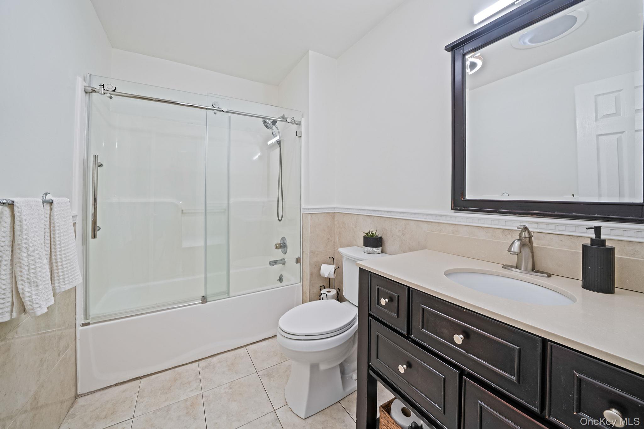 337 Peconic Avenue, Medford, NY 11763