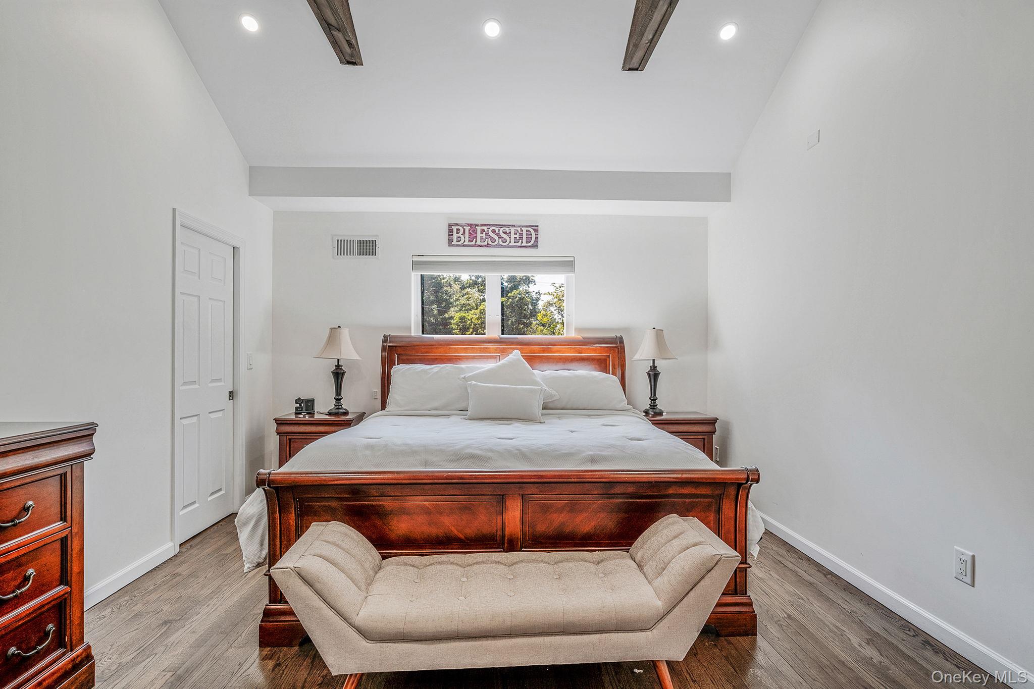 337 Peconic Avenue, Medford, NY 11763