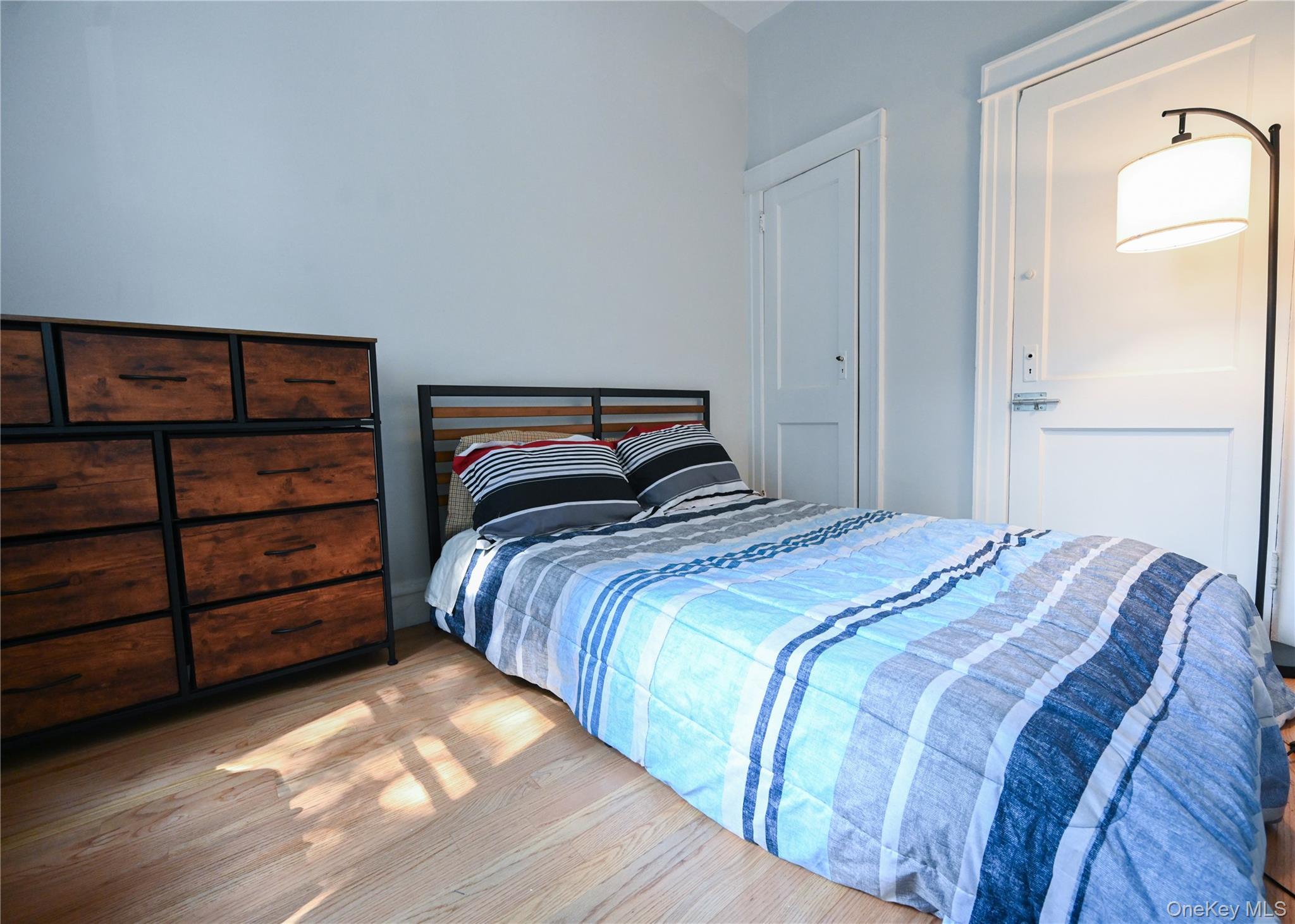 61-53 Gates Avenue, Ridgewood, NY 11385