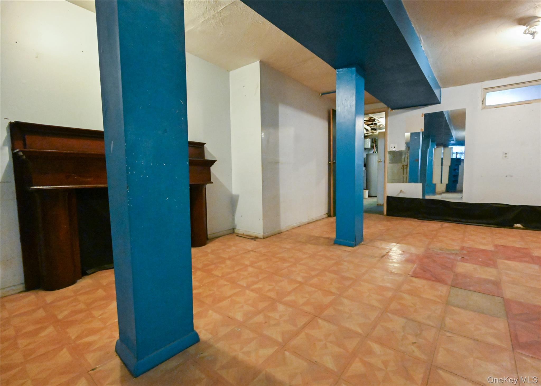 61-53 Gates Avenue, Ridgewood, NY 11385