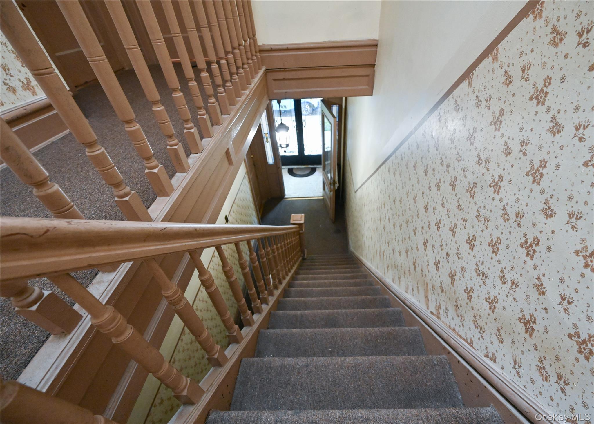 61-53 Gates Avenue, Ridgewood, NY 11385