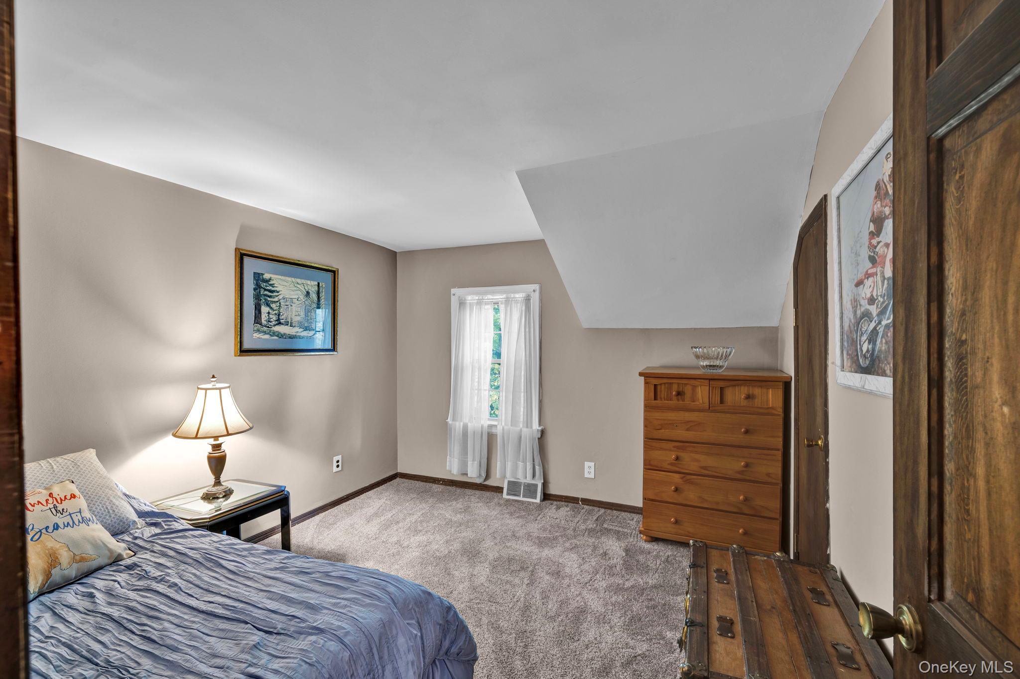 166 Brown Road, Middletown, NY 10941