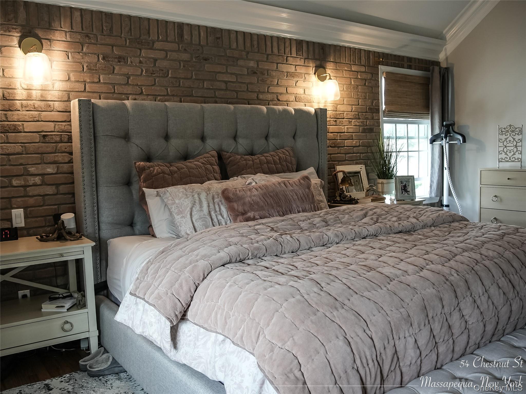 54 Chestnut Street, Massapequa, NY 11758