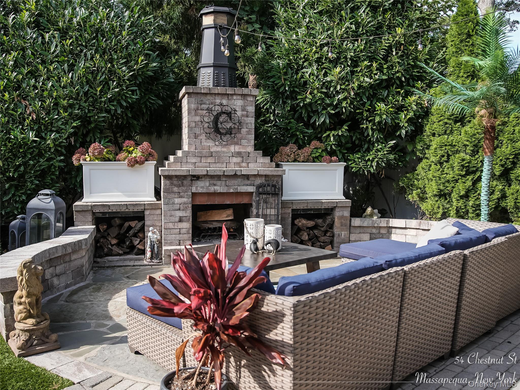 54 Chestnut Street, Massapequa, NY 11758