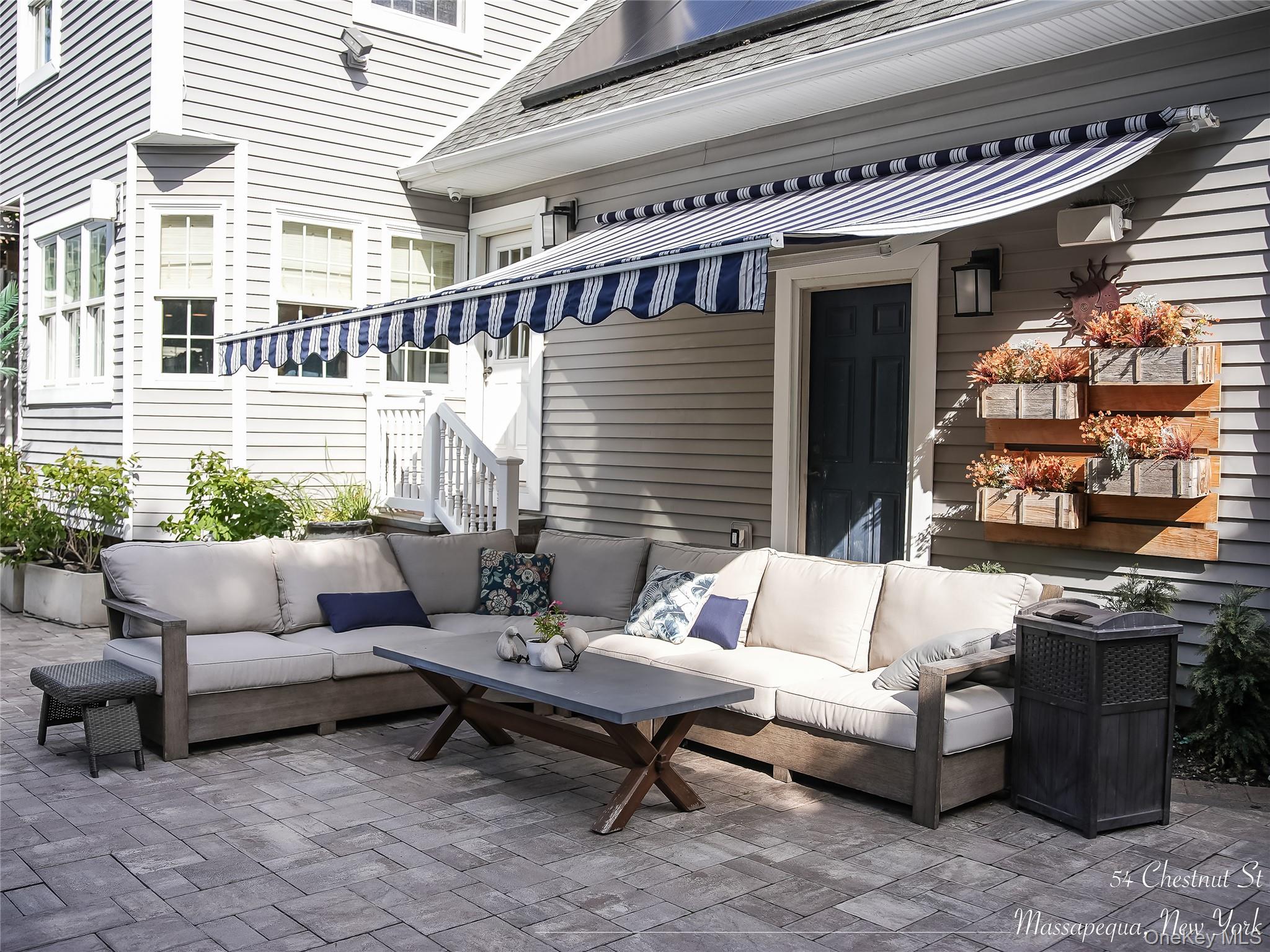 54 Chestnut Street, Massapequa, NY 11758