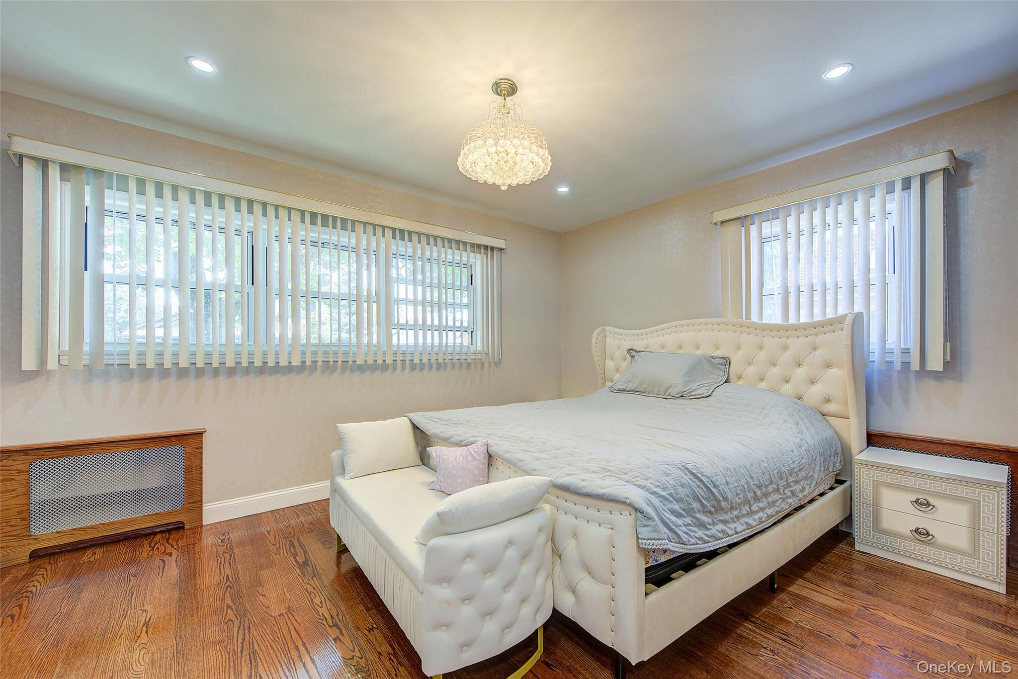 71-27 172nd Street, Fresh Meadows, NY 11365