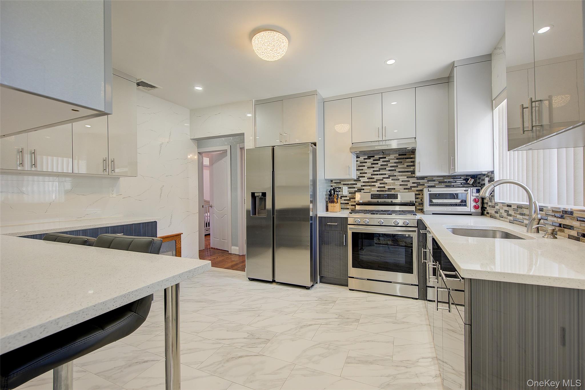 71-27 172nd Street, Fresh Meadows, NY 11365