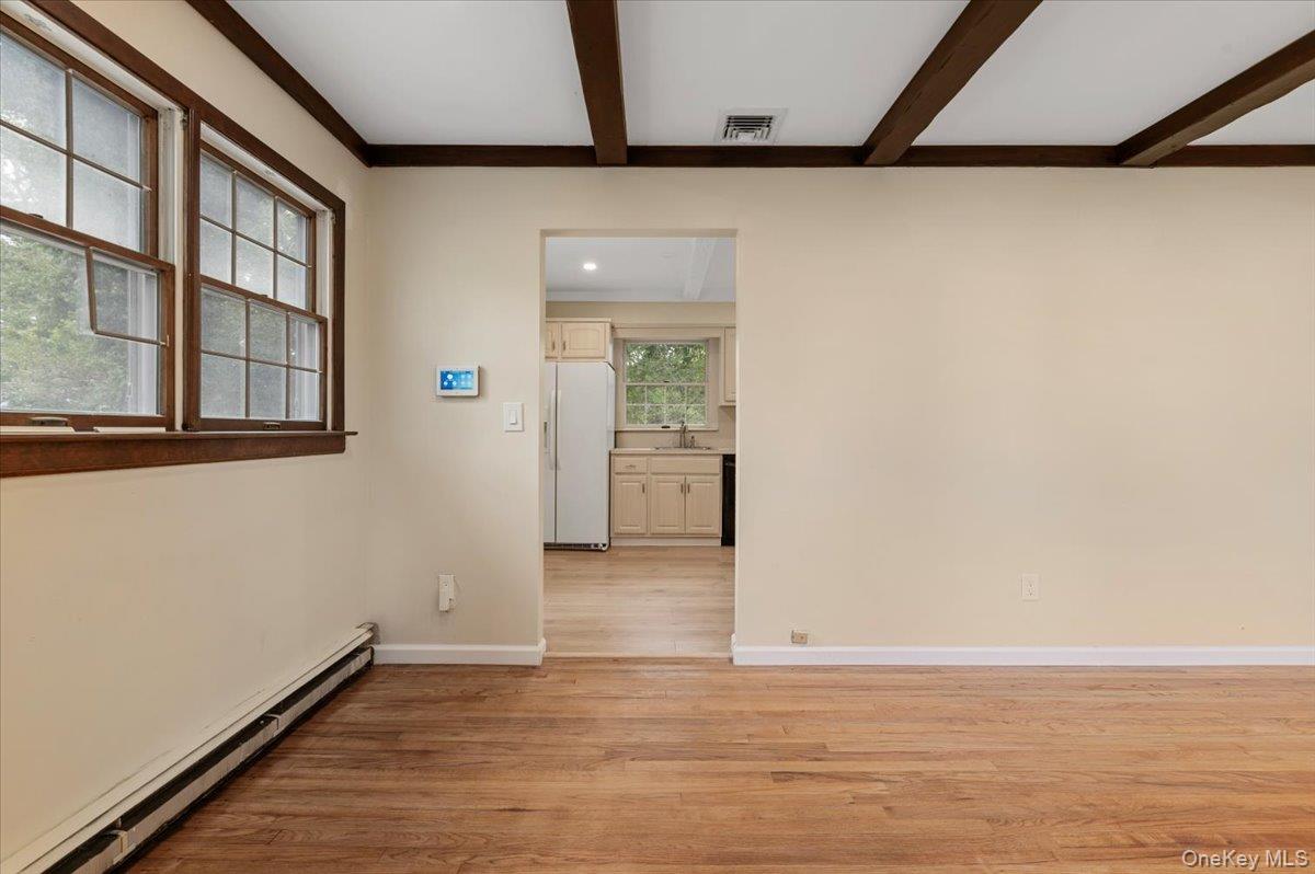 38 Barclay Road, Mastic Beach, NY 11951