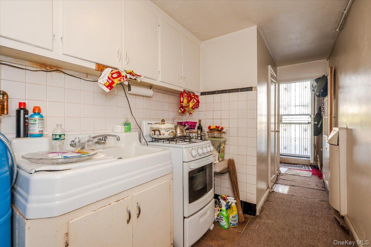 1181 Grenada Place, Bronx, NY 10466