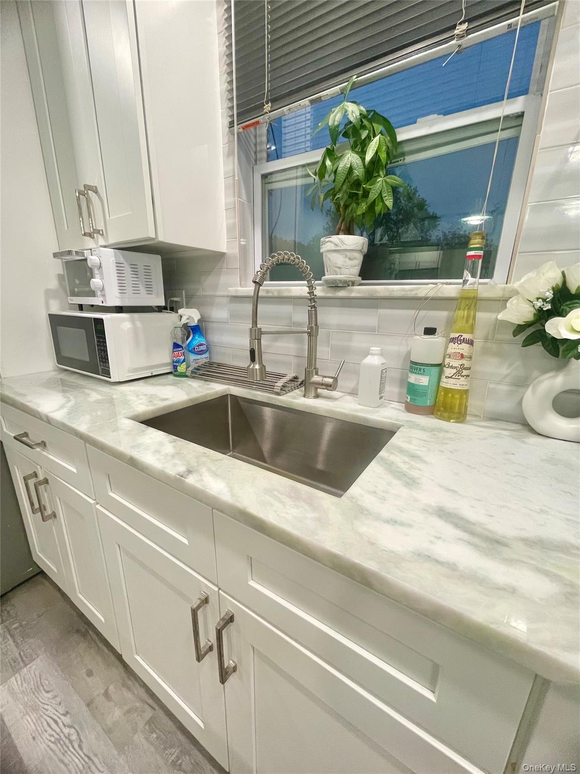 8 Hemlock Drive, Bay Shore, NY 11706