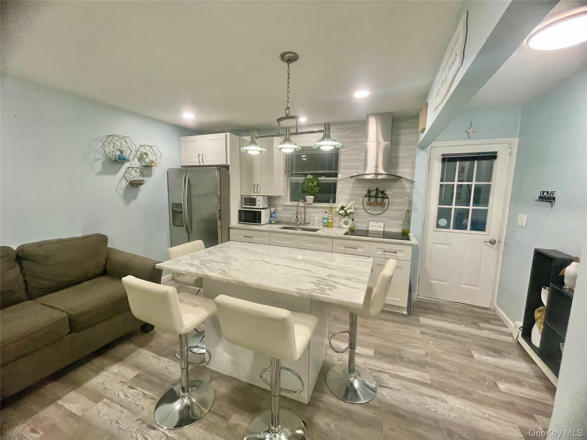 8 Hemlock Drive, Bay Shore, NY 11706