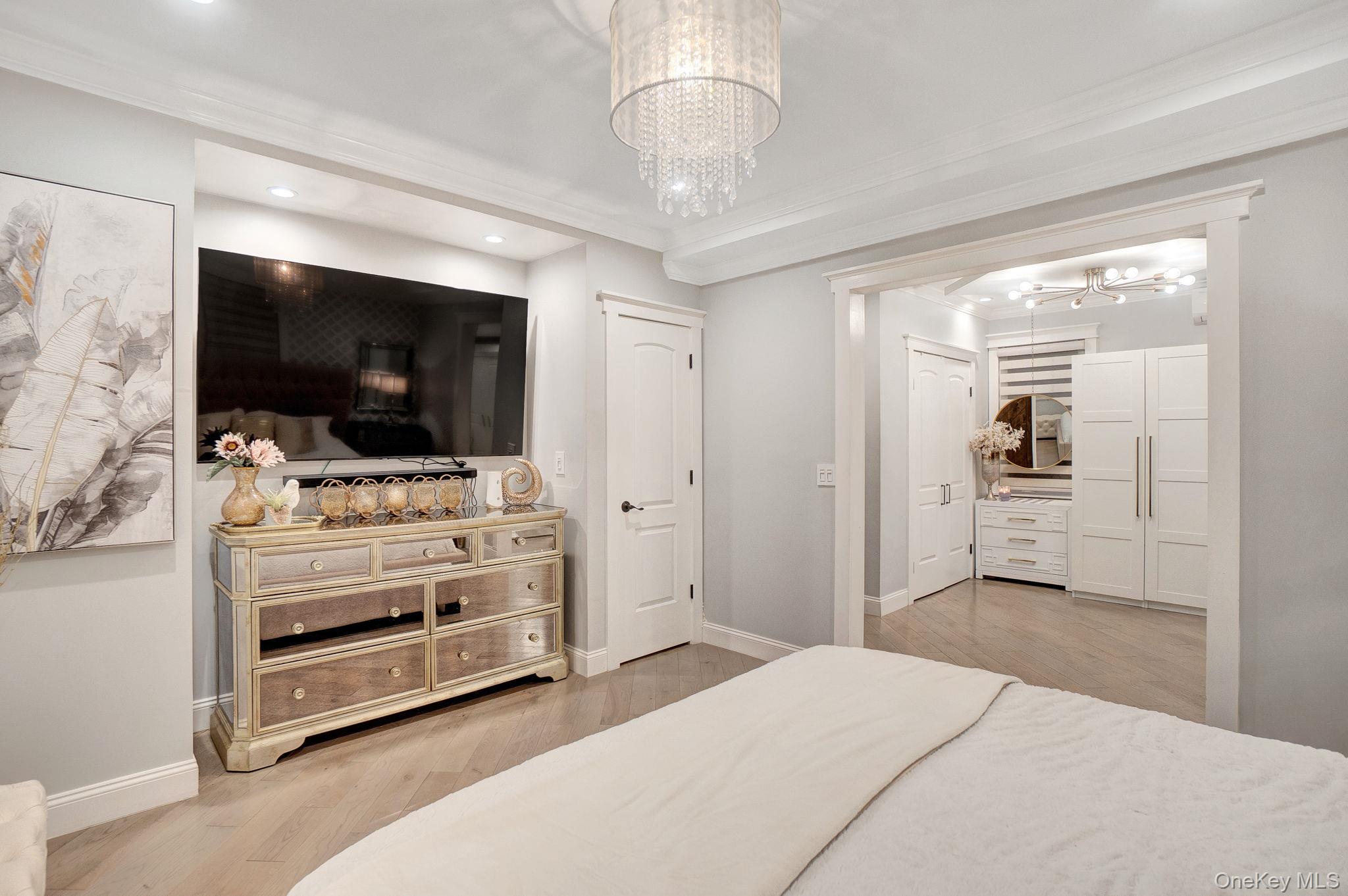 122 Hoffman Street, Valley Stream, NY 11580