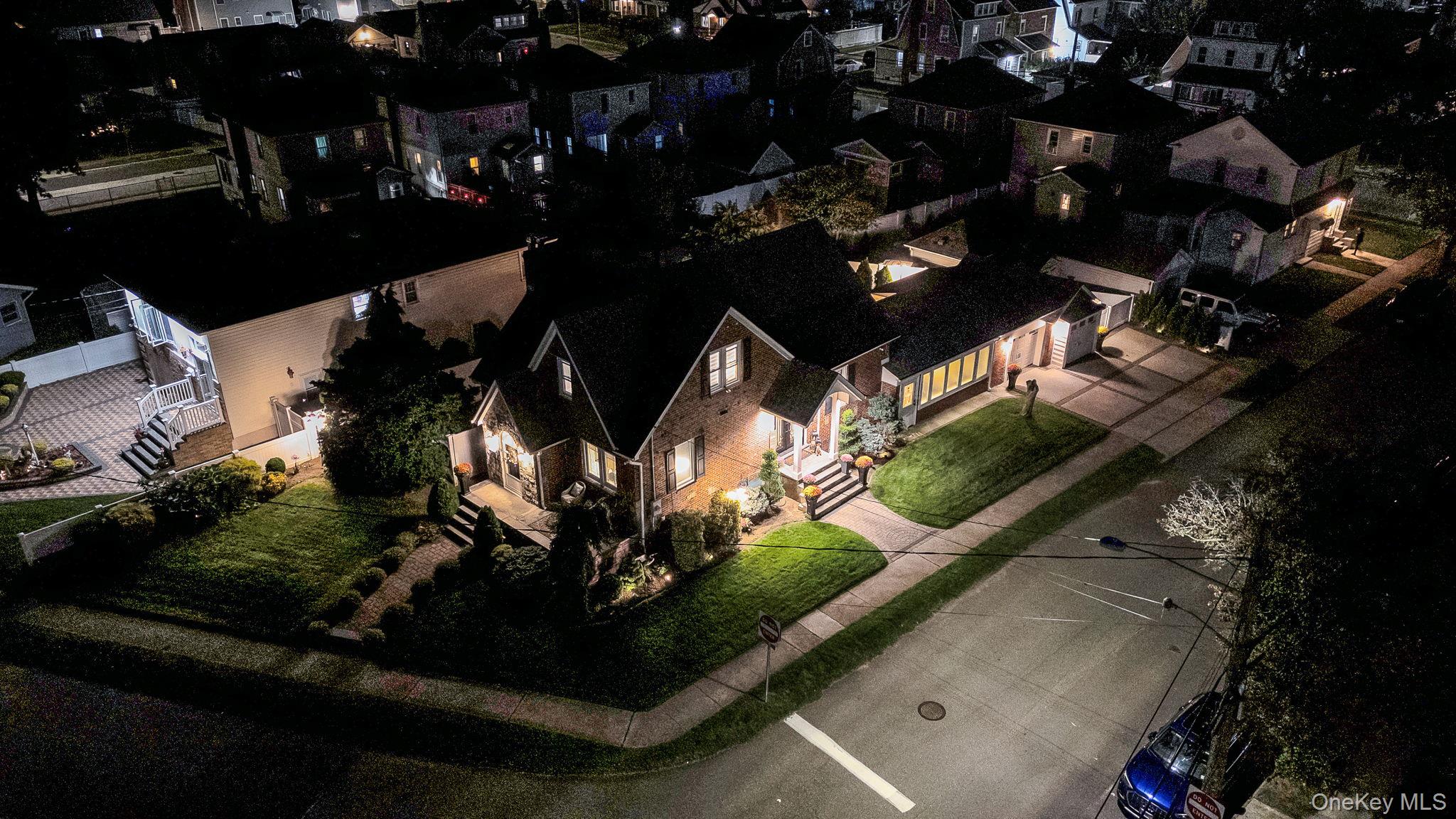 122 Hoffman Street, Valley Stream, NY 11580